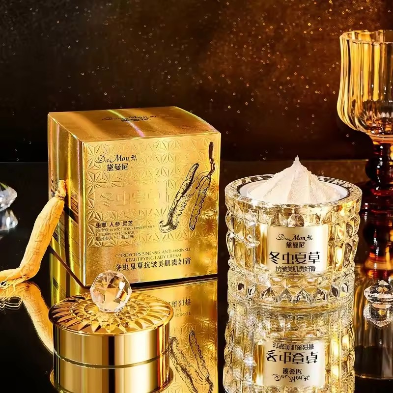 Skincare Luxury Whitening - Cordyceps Sinensis Роскошный благородный женский крем,
